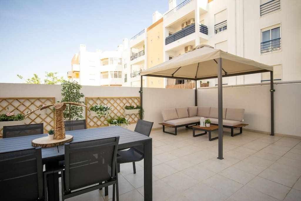 Modern 3Br Apt W/ Lg Terrace, Bbq, Ac & Parking Tavira Exterior photo