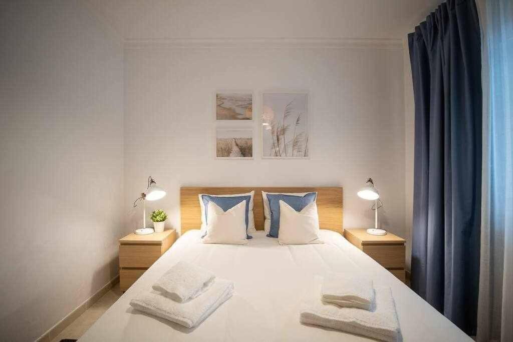 Modern 3Br Apt W/ Lg Terrace, Bbq, Ac & Parking Tavira Exterior photo